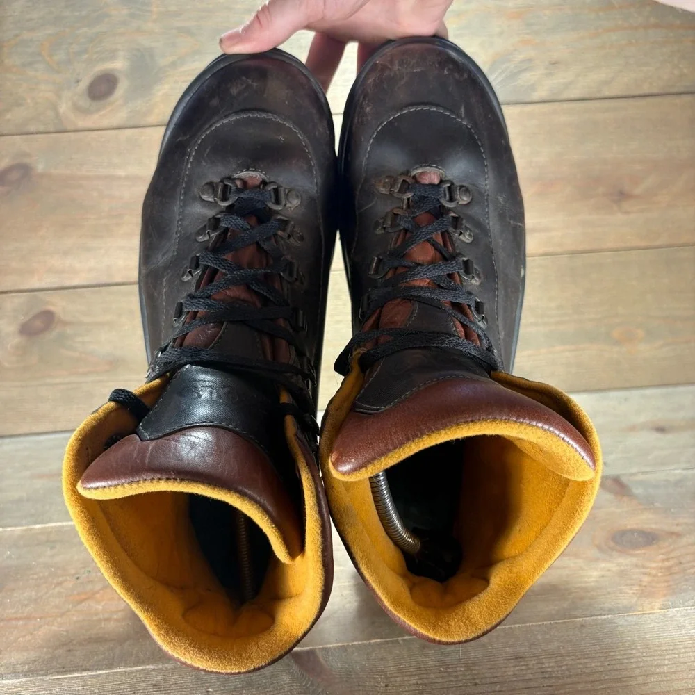 Asolo Classic Mens size 10.5 shoes Brown Leather Lace Up Vintage Hiking boots